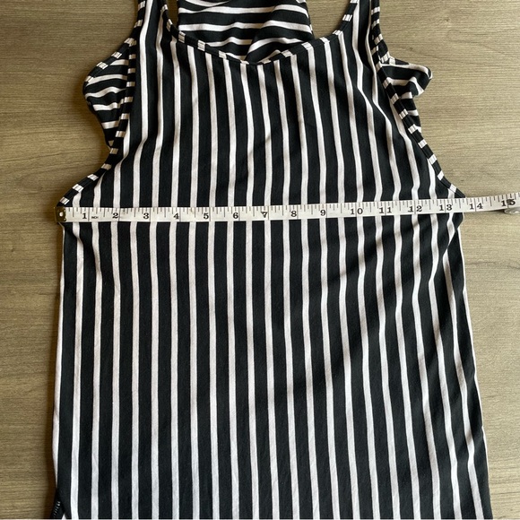 Lululemon Vita racer back tank - Picture 9 of 12